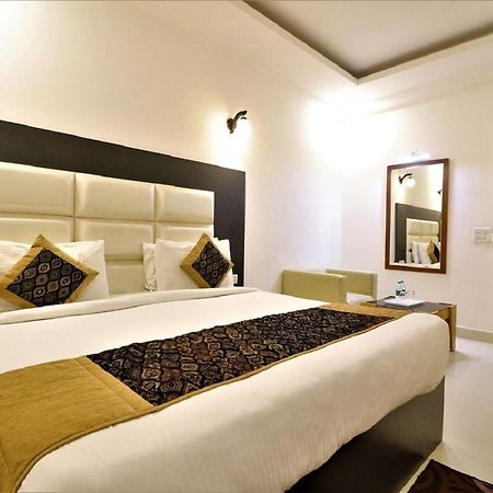 Aerocity Hotel Jindal Palace Delhi- A Well Hygiene Property"All Staff Vaccinated " Nowe Delhi Zewnętrze zdjęcie