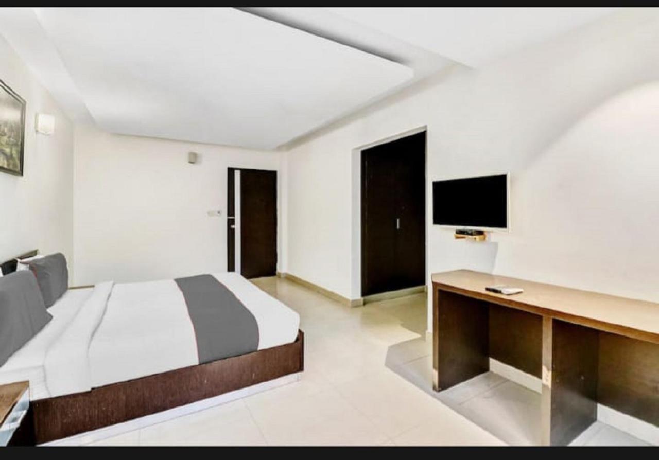 Aerocity Hotel Jindal Palace Delhi- A Well Hygiene Property"All Staff Vaccinated " Nowe Delhi Zewnętrze zdjęcie